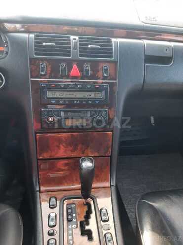Mercedes E 240 1999, 411,736 km - 2.4 л - Bakı