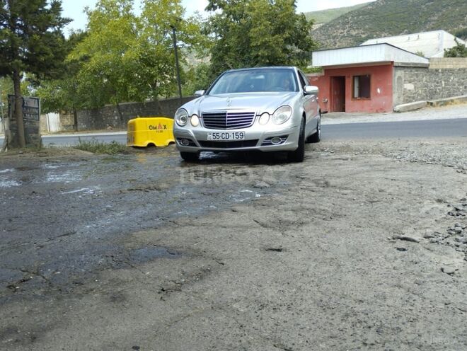 Mercedes E 270 2002, 310,000 km - 2.7 l - Şəki