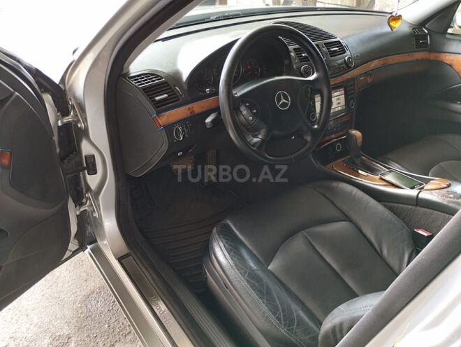 Mercedes E 270 2002, 310,000 km - 2.7 l - Şəki