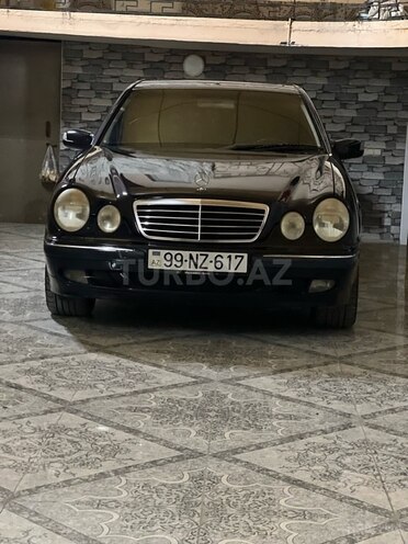 Mercedes E 200 2001, 328,000 km - 2.0 l - Gəncə