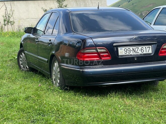 Mercedes E 200 2001, 328,000 km - 2.0 l - Gəncə