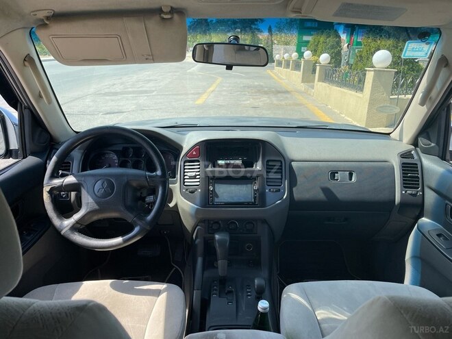 Mitsubishi Pajero 2002, 235,000 km - 3.5 l - Bakı