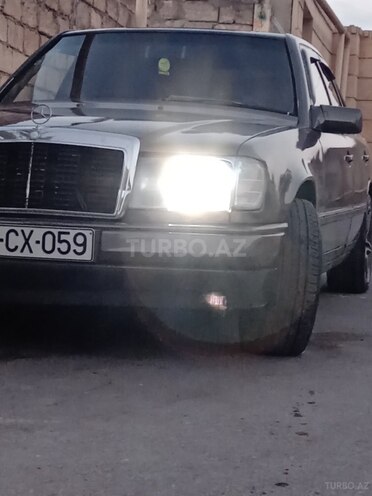 Mercedes E 300 1988, 100,021 km - 3.0 l - Bakı