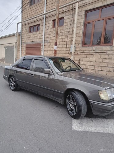 Mercedes E 300 1988, 100,021 km - 3.0 l - Bakı