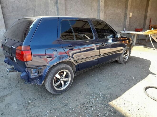 Volkswagen Golf 1997, 253,450 km - 2.0 l - Gəncə