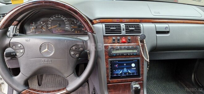 Mercedes E 270 1999, 288,000 km - 2.7 l - Bakı