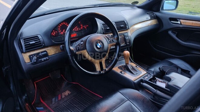 BMW 325 2002, 325,000 km - 2.5 l - Bakı