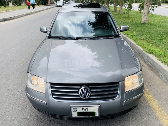 Volkswagen Passat 2003, 286,000 km - 1.8 l - Bakı