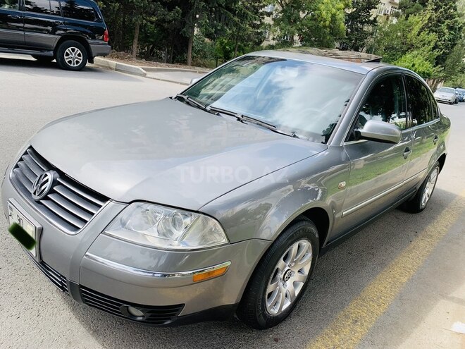 Volkswagen Passat 2003, 286,000 km - 1.8 l - Bakı