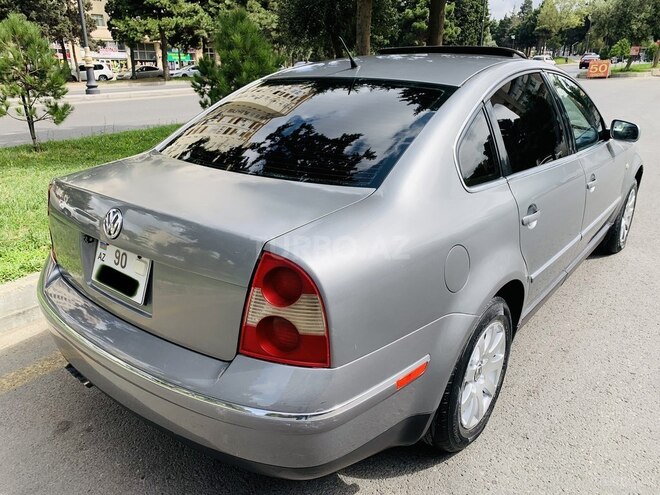 Volkswagen Passat 2003, 286,000 km - 1.8 l - Bakı