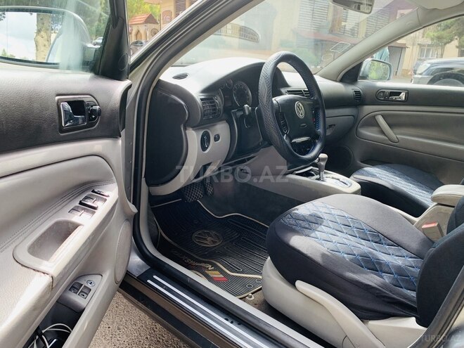 Volkswagen Passat 2003, 286,000 km - 1.8 l - Bakı