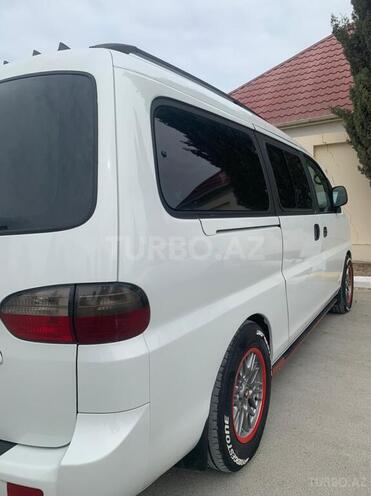 Hyundai H-1 2004, 300,000 km - 2.5 л - Bakı