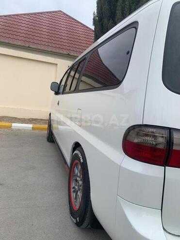 Hyundai H-1 2004, 300,000 km - 2.5 л - Bakı