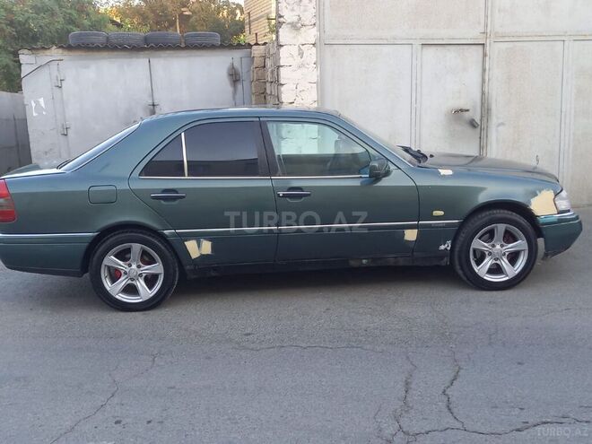 Mercedes C 220 1995, 300,000 km - 2.2 l - Bakı