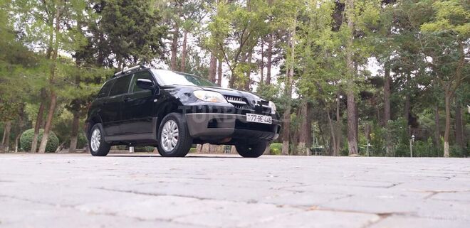 Mitsubishi Outlander 2005, 254,235 km - 2.4 l - Sumqayıt