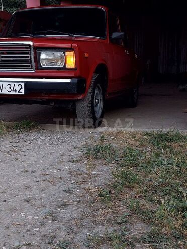 LADA (VAZ) 2107 2007, 210,000 km - 1.5 l - Quba