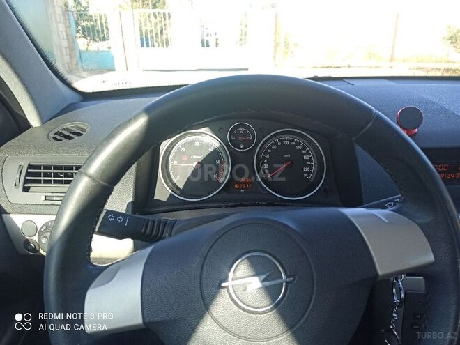 Opel Astra 2007, 184,300 km - 1.7 l - Şamaxı