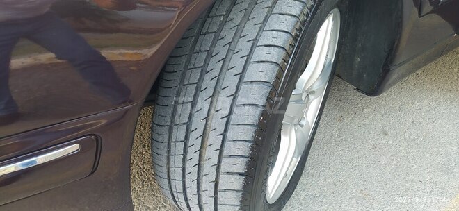 Mercedes E 270 2001, 300,000 km - 2.7 l - Beyləqan