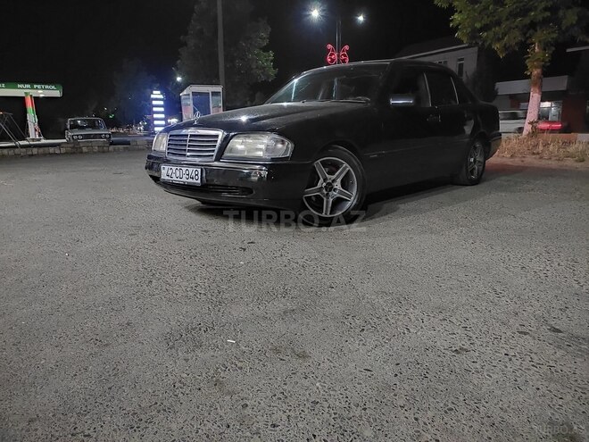 Mercedes C 180 1995, 385,000 km - 1.8 l - Masallı