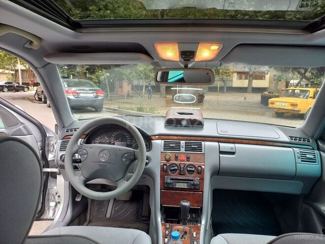 Mercedes E 270 2000, 355,500 km - 2.7 l - Mingəçevir