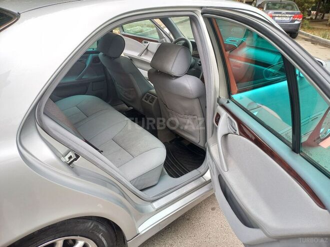 Mercedes E 270 2000, 355,500 km - 2.7 l - Mingəçevir
