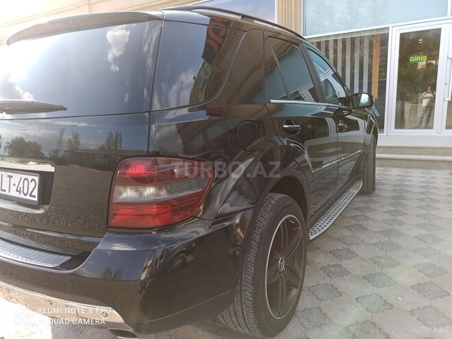 Mercedes  2007, 224,000 km - 5.0 л - Salyan