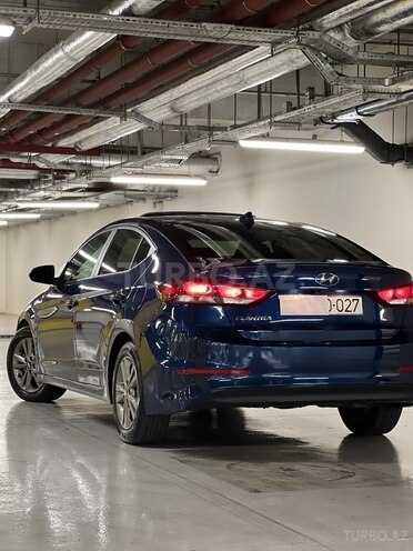 Hyundai Elantra 2018, 57,529 km - 2.0 л - Gəncə
