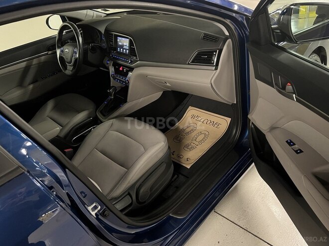 Hyundai Elantra 2018, 57,529 km - 2.0 л - Gəncə