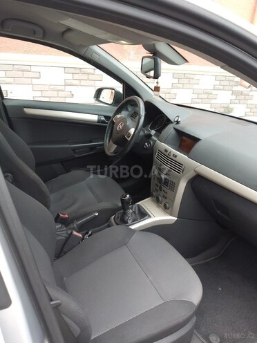 Opel Astra 2008, 251,000 km - 1.3 l - Bakı