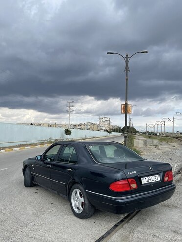 Mercedes E 280 1996, 360,000 km - 2.8 л - Bakı