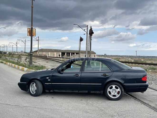 Mercedes E 280 1996, 360,000 km - 2.8 л - Bakı