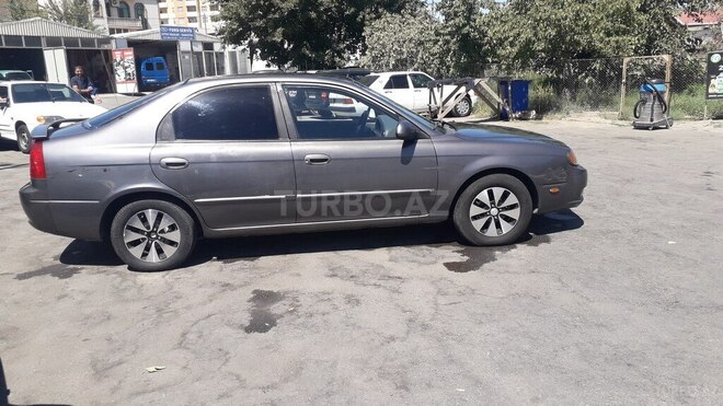 Kia  2002, 196,000 km - 1.8 l - Bakı