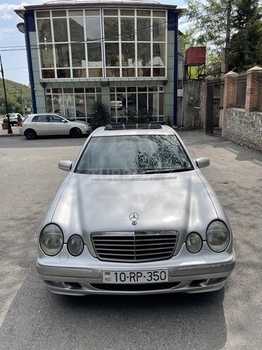 Mercedes E 320 2000, 305,900 km - 3.2 л - Şəki