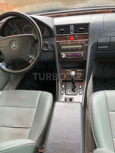 Mercedes C 230 1998, 250,000 km - 2.3 l - Bakı