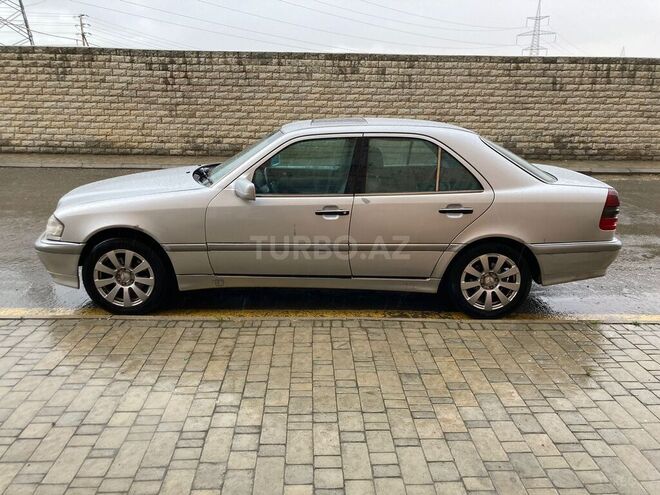 Mercedes C 230 1998, 250,000 km - 2.3 l - Bakı