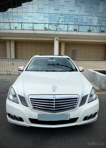 Mercedes E 350 2011, 124,000 km - 3.5 l - Bakı