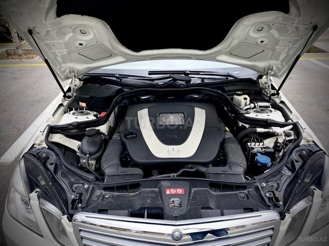 Mercedes E 350 2011, 124,000 km - 3.5 l - Bakı