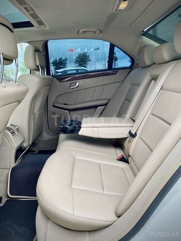 Mercedes E 350 2011, 124,000 km - 3.5 l - Bakı