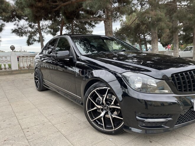 Mercedes C 250 2013, 188,000 km - 1.8 л - Bakı