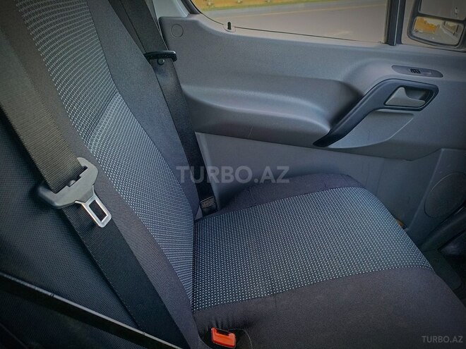 Mercedes Sprinter 313 2010, 288,000 km - 2.2 l - Bakı