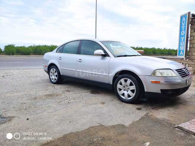 Volkswagen Passat 2004, 326,000 km - 1.8 l - Bakı