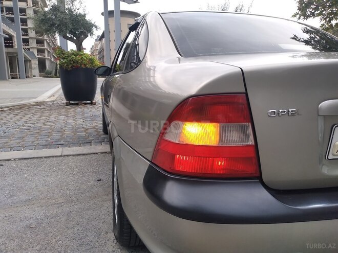 Opel Vectra 1996, 480,000 km - 1.6 l - Bakı