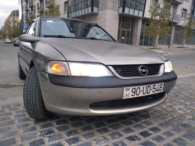 Opel Vectra 1996, 480,000 km - 1.6 l - Bakı