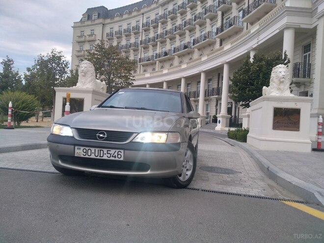 Opel Vectra 1996, 480,000 km - 1.6 l - Bakı