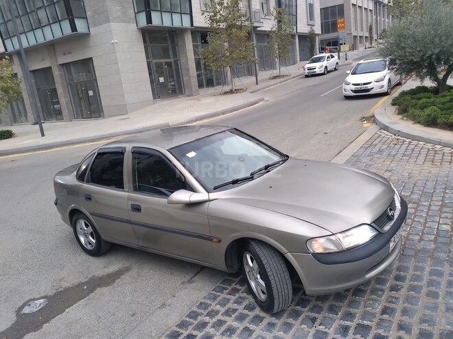 Opel Vectra 1996, 480,000 km - 1.6 l - Bakı