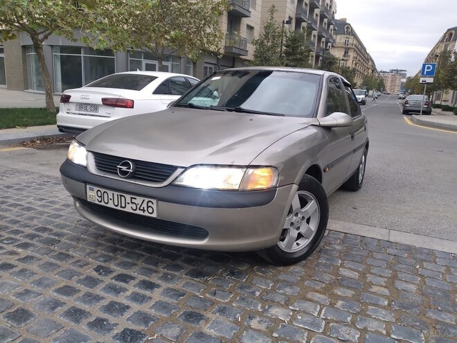 Opel Vectra 1996, 480,000 km - 1.6 l - Bakı