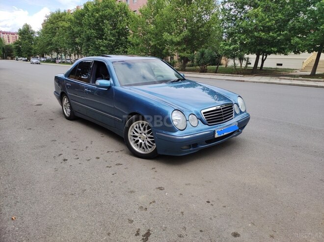 Mercedes E 240 2000, 210,000 km - 2.4 l - Gəncə
