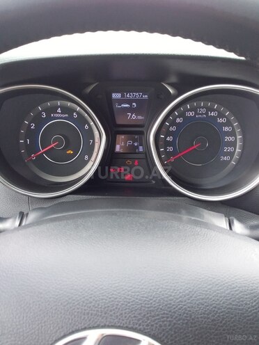 Hyundai Elantra 2013, 143,800 km - 1.8 л - Bakı