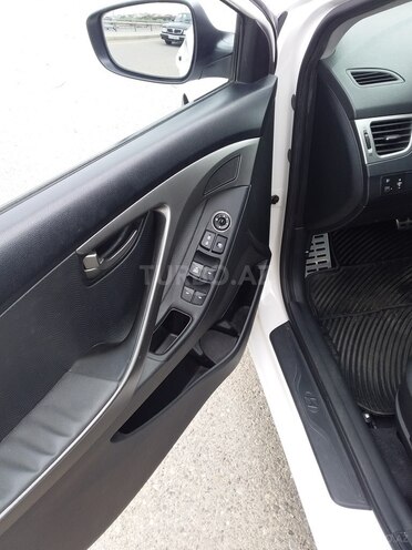 Hyundai Elantra 2013, 143,800 km - 1.8 л - Bakı