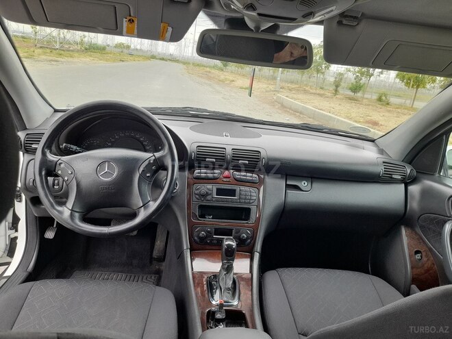 Mercedes C 240 2001, 250,000 km - 2.6 l - Mingəçevir